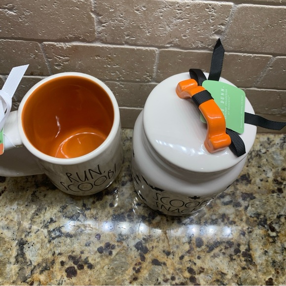 New 2024 Rae Dunn “Scooby Snacks & Run Scoob!” Canister Mug Set TikTok Halloween - Picture 6 of 8